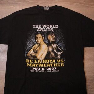 2007 Oscar De La Hoya vs Floyd Mayweather The World Awaits Boxing T Shirt XL